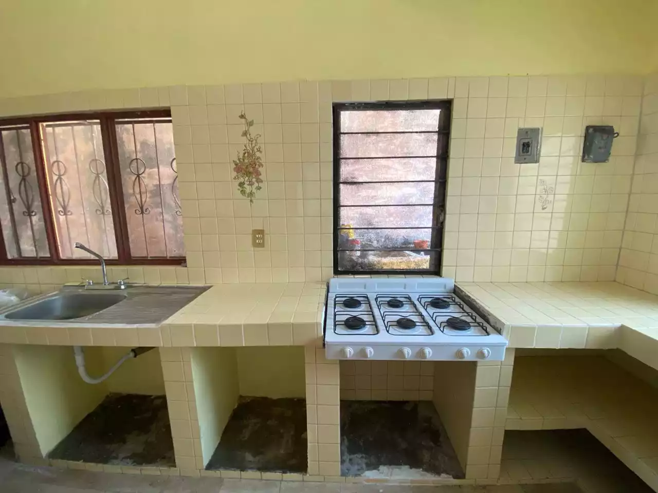 VENTA DE CASA SOLA EN ACATLIPA, TEMIXCO MORELOS