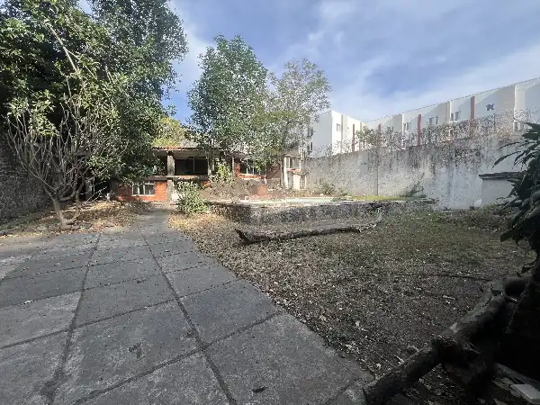 RENTA DE LOCAL COMERCIAL  LOMAS DE LA SELVA CUERNAVACA MORELOS