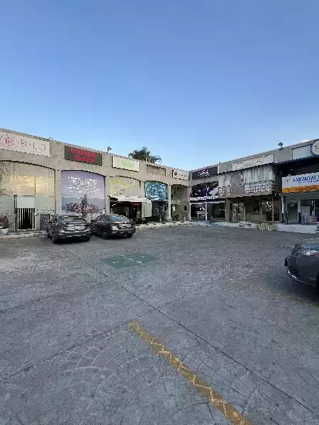 VENTA DE PLAZA COMERCIAL EN CUERNAVACA MORELOS