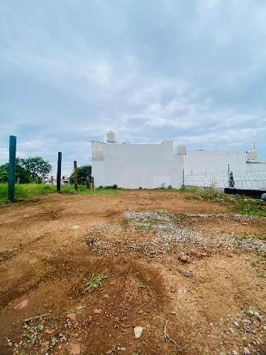 Terreno en venta en privada en Tzompantle