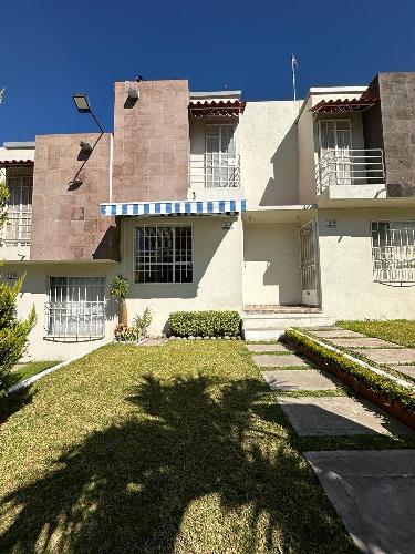 Casa en venta en fraccionamiento los laureles xochitepec