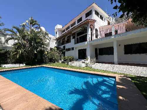 Residencia el venta en fraccionamiento en Palmira