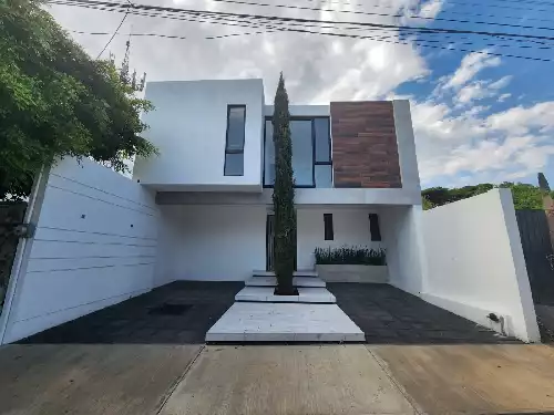 Casa en renta en  fraccionamiento maravillas