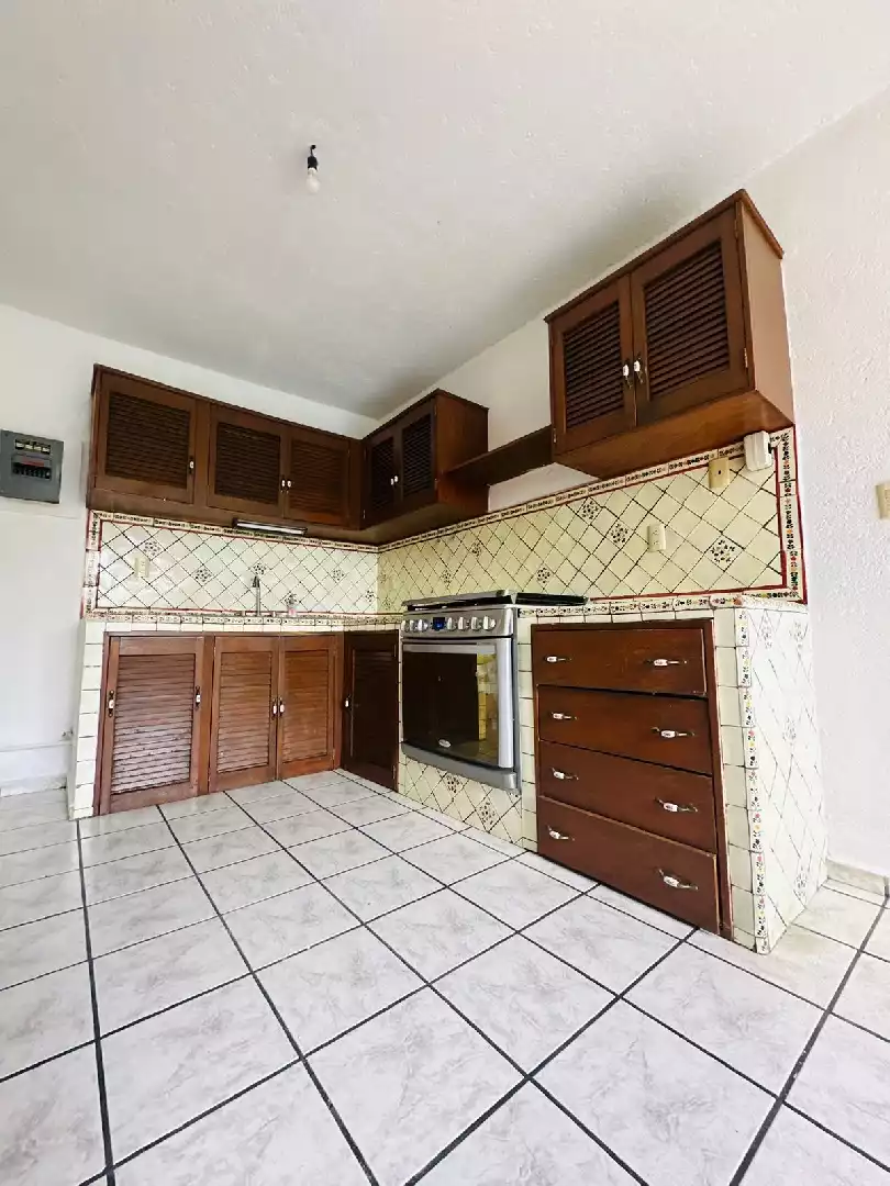 Casa en venta en fraccionamiento en burgos bugambilias