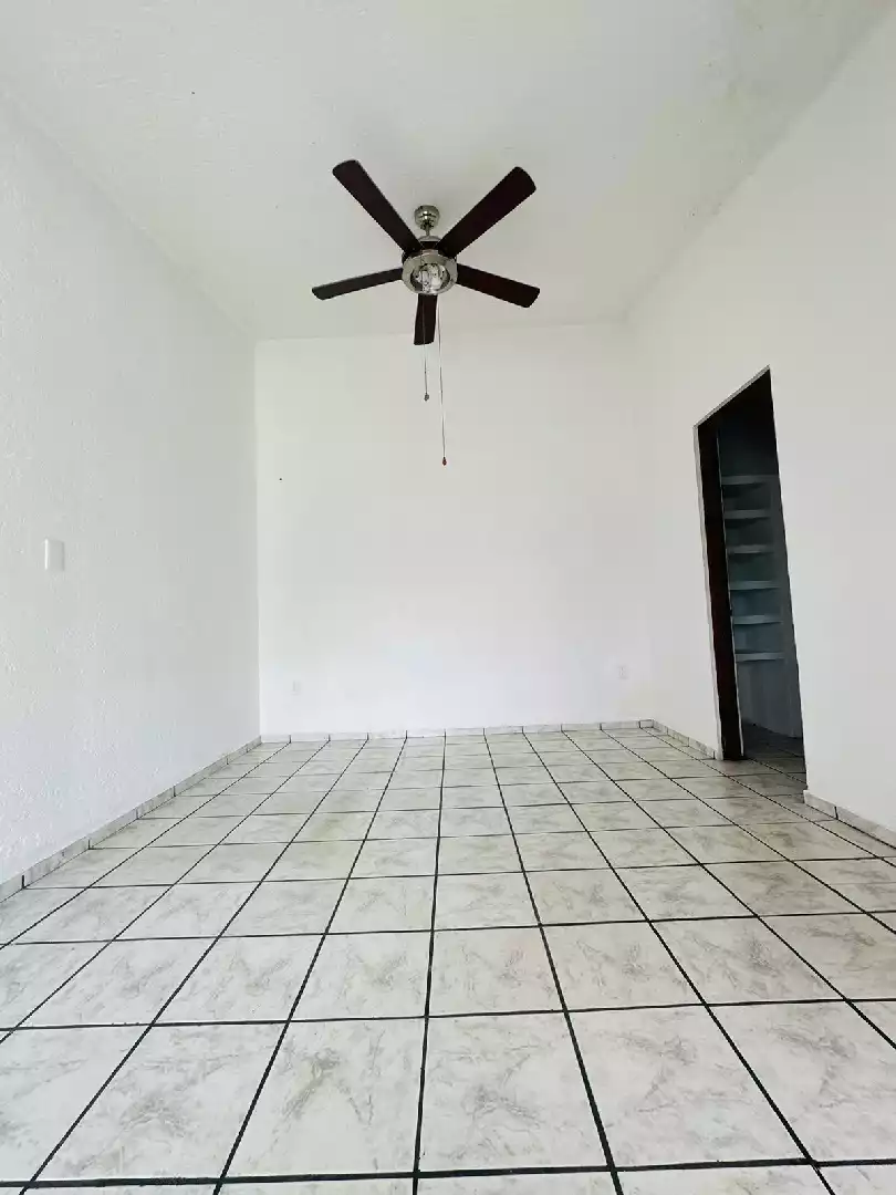 Casa en venta en fraccionamiento en burgos bugambilias