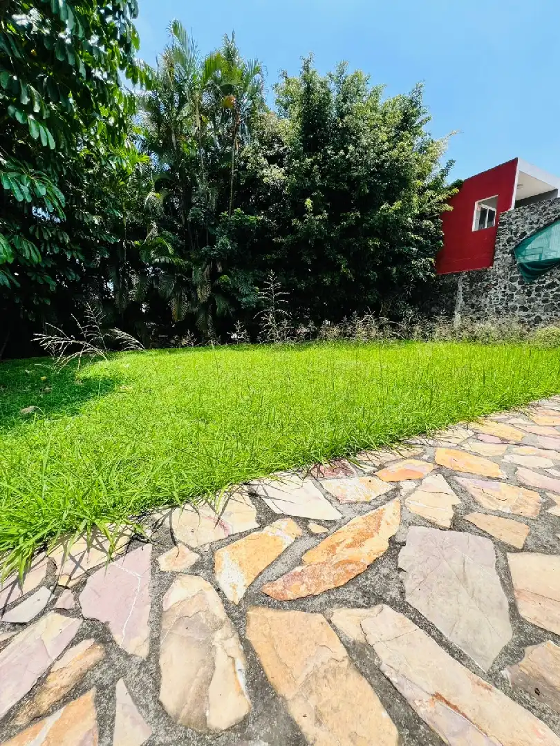 Casa en renta en la pradera uso de suelo comercial