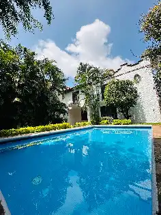 Casa en renta en lomas de cortes