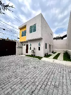 Casas en venta en condominio