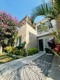 Casa en venta en condominio en amaranto residencial