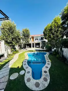 Casa en privada en zona dorada
