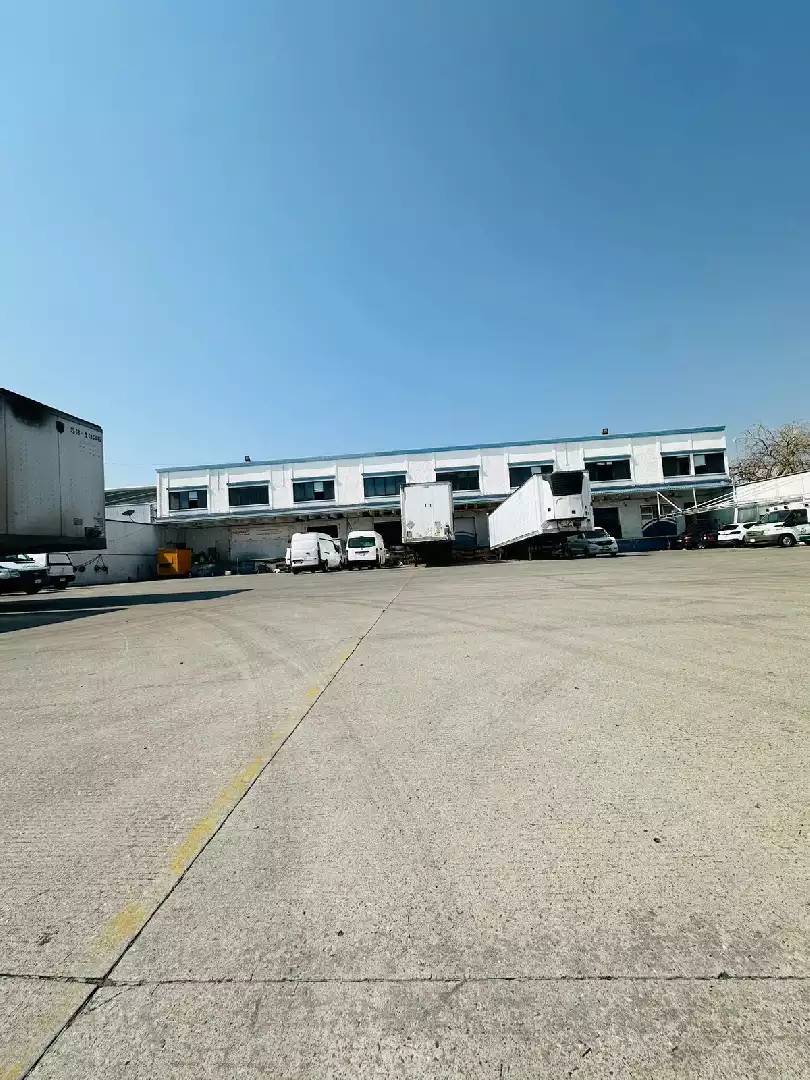Venta de bodega en civac