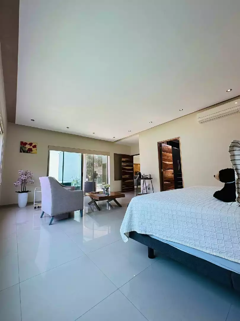 Residencia en venta en leñeros vista hermosa