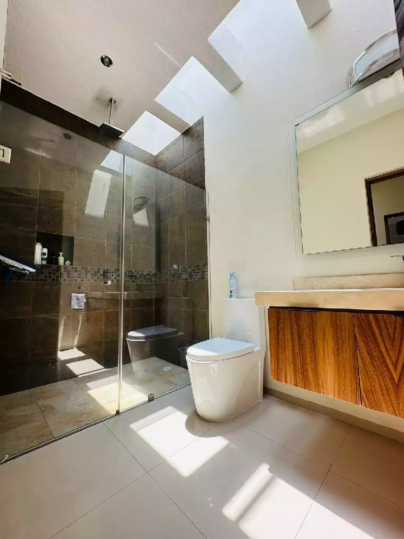 Residencia en venta en leñeros vista hermosa
