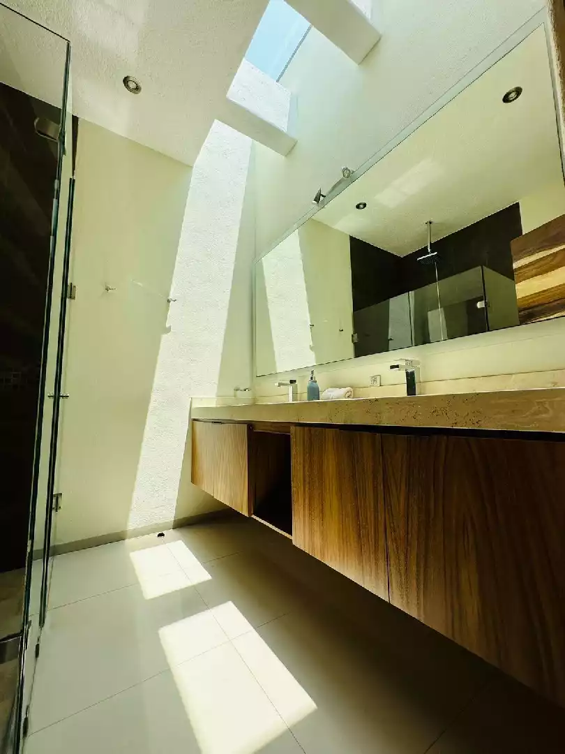 Residencia en venta en leñeros vista hermosa