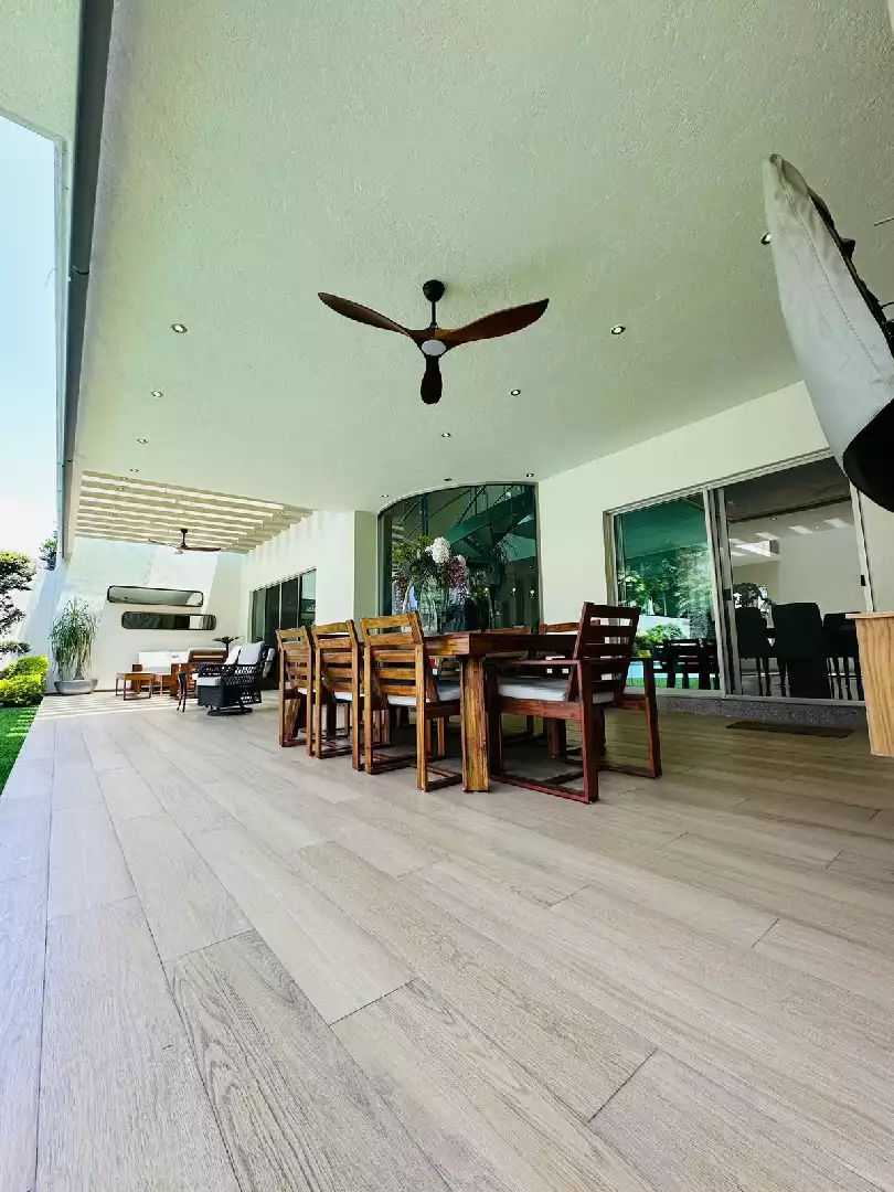 Residencia en venta en leñeros vista hermosa