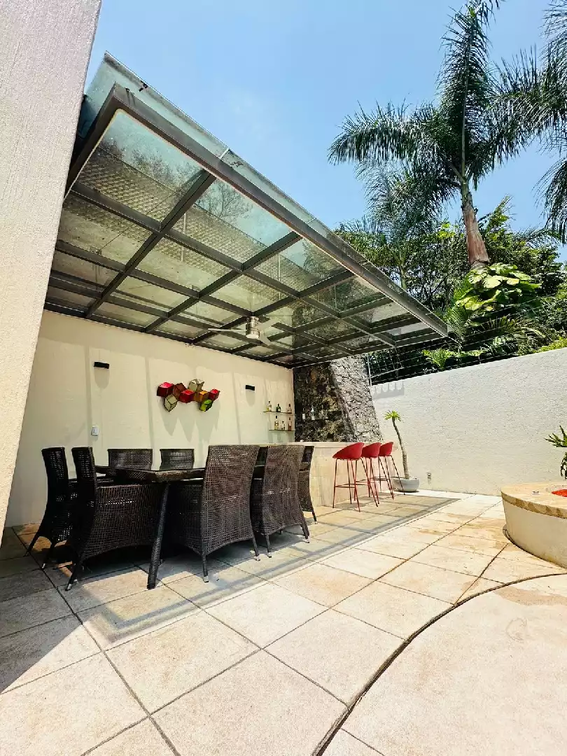 Residencia en venta en leñeros vista hermosa