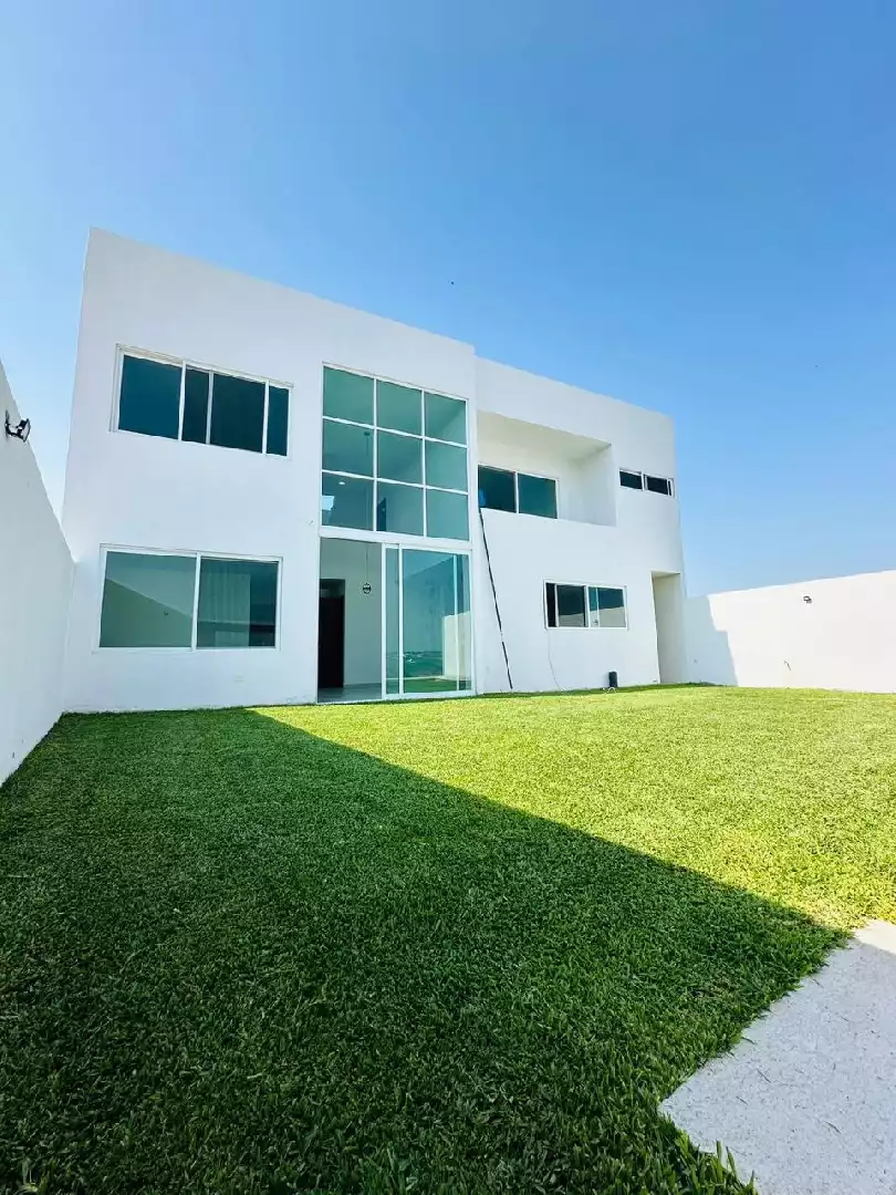 Casa sola en venta en fraccionamiento en Tequesquitengo