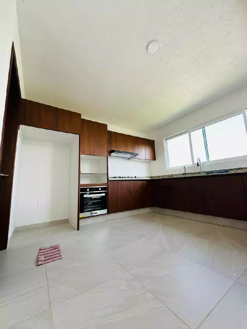 Casa sola en venta en fraccionamiento en Tequesquitengo