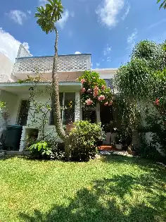 Casa sola en venta en civac