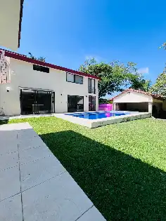 Casa en renta en Lomas de Cuernavaca