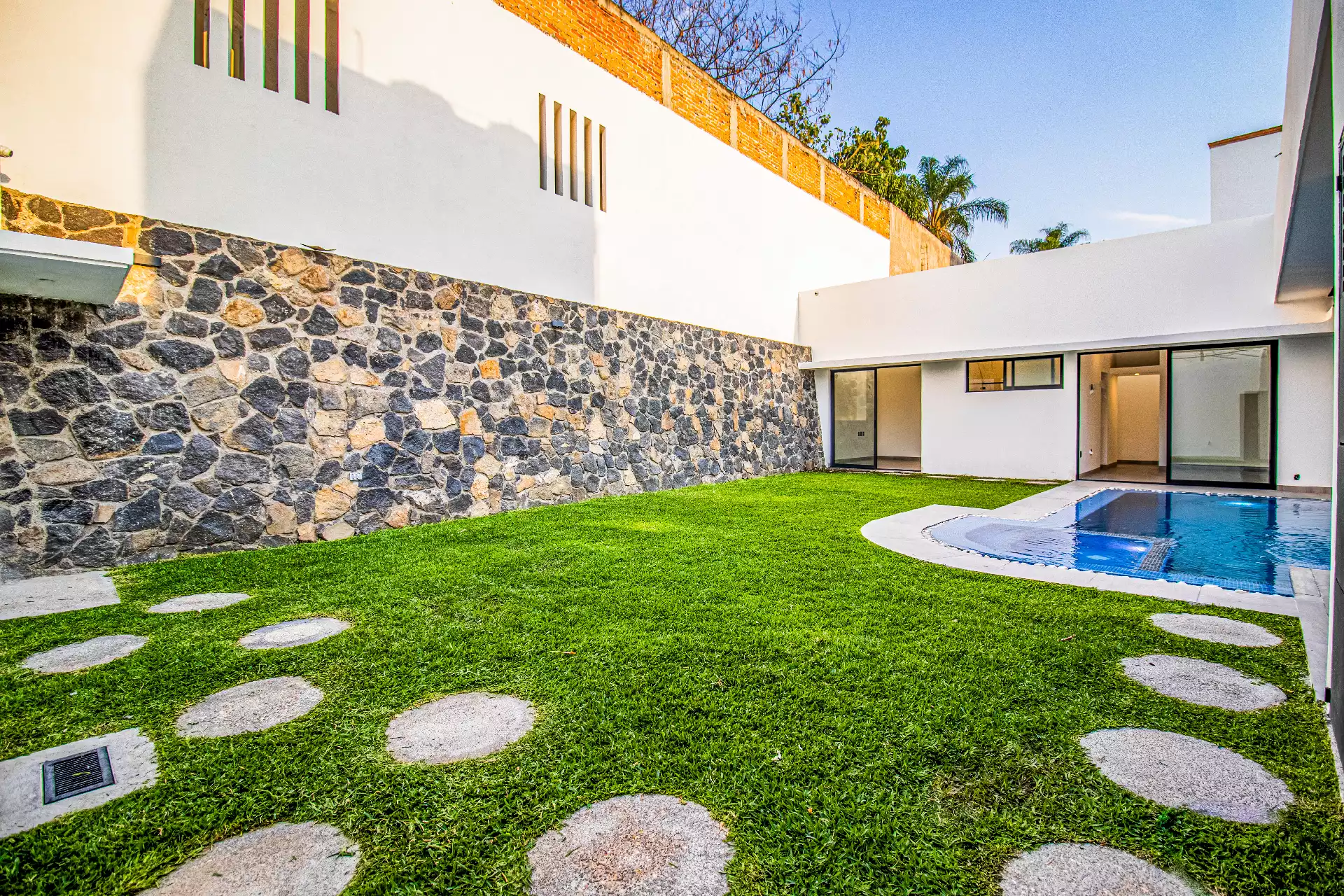 CASA FRACCIONAMIENTO BURGOS DE CUERNAVACA , MORELOS 