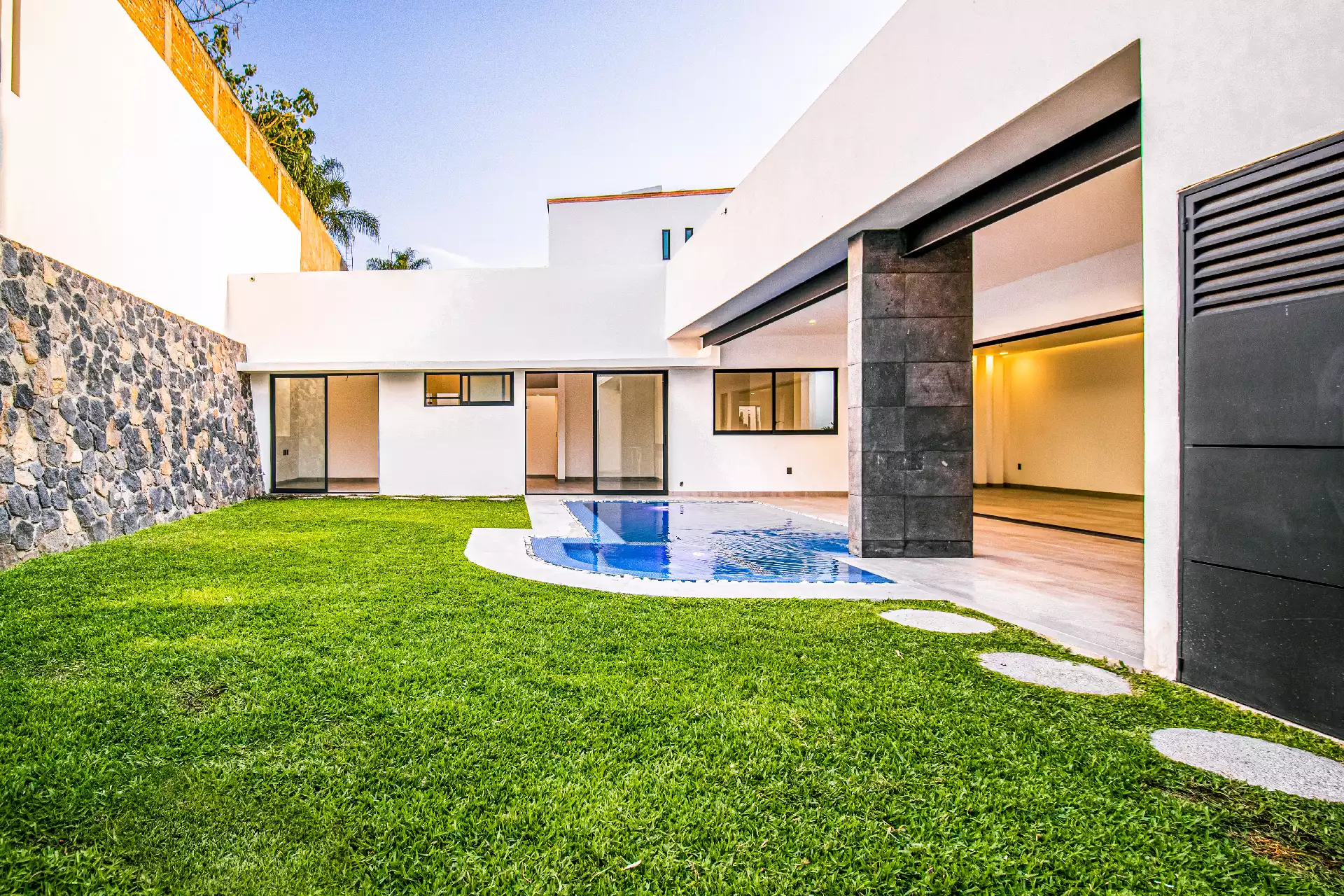 CASA FRACCIONAMIENTO BURGOS DE CUERNAVACA , MORELOS 