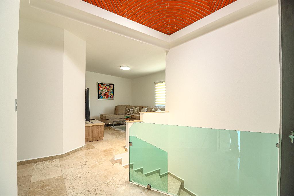 VENTA CASA NUEVA AL SUR DE CUERNAVACA, MEJOR CLIMA DE MORELOS 