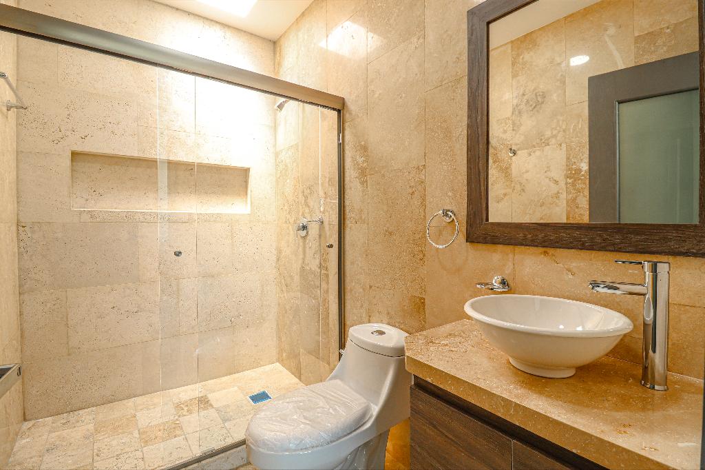 VENTA CASA NUEVA AL SUR DE CUERNAVACA, MEJOR CLIMA DE MORELOS 