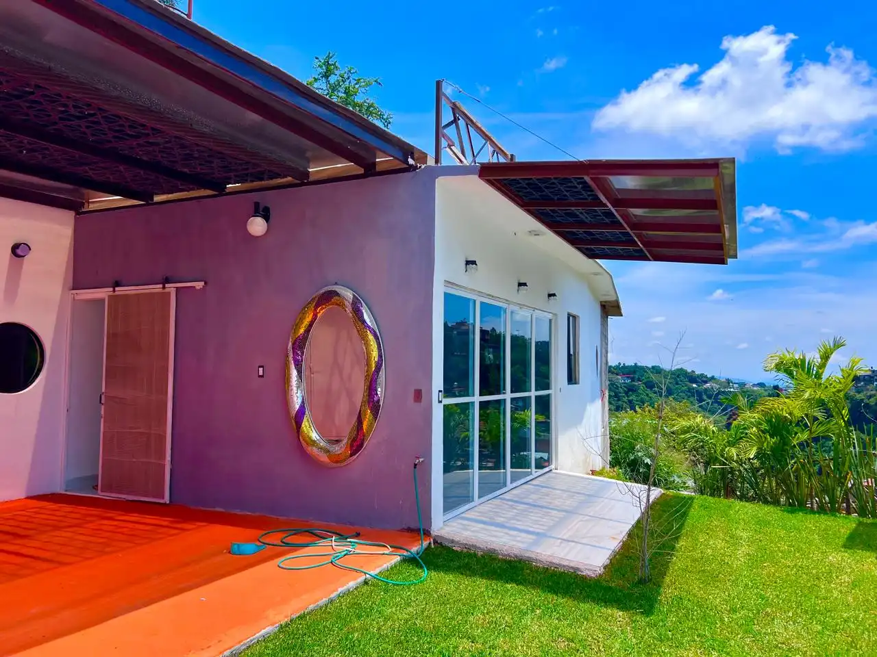 CASA EN CUERNAVACA, MORELOS