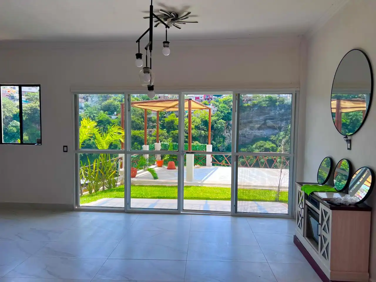 CASA EN CUERNAVACA, MORELOS