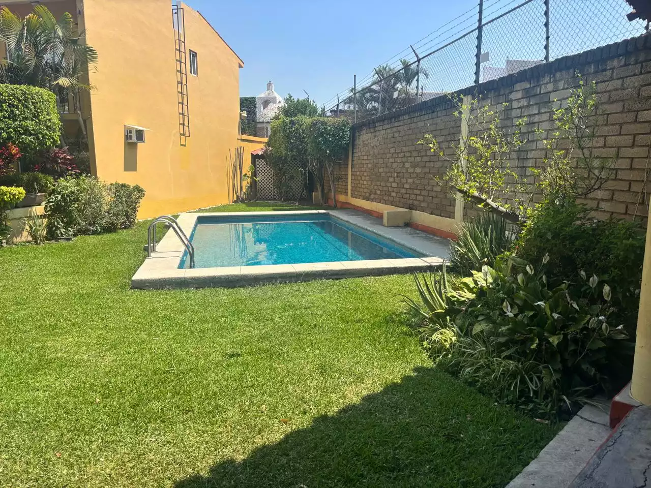 CASA EN CONDOMINIO EN FRACCIONAMIENTO BURGOS AL SUR DE CUERNAVACA, , MORELOS
