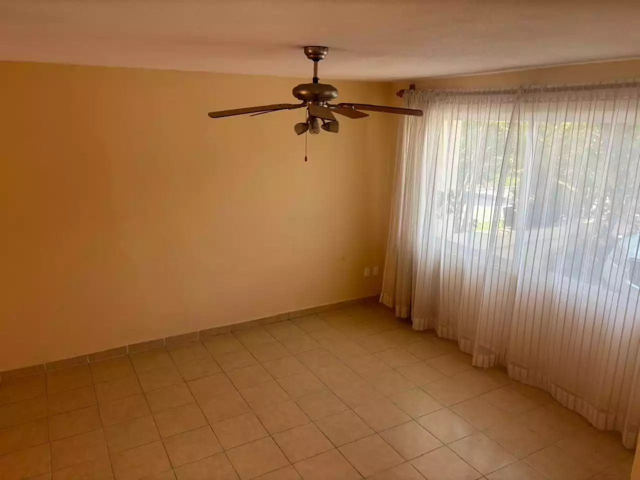 CASA EN CONDOMINIO EN FRACCIONAMIENTO BURGOS AL SUR DE CUERNAVACA, , MORELOS