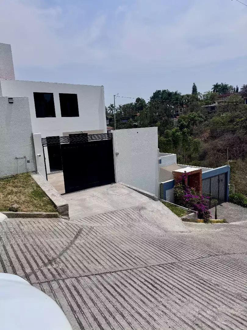 Casa Nueva en Fraccionamiento en Tzompantle
