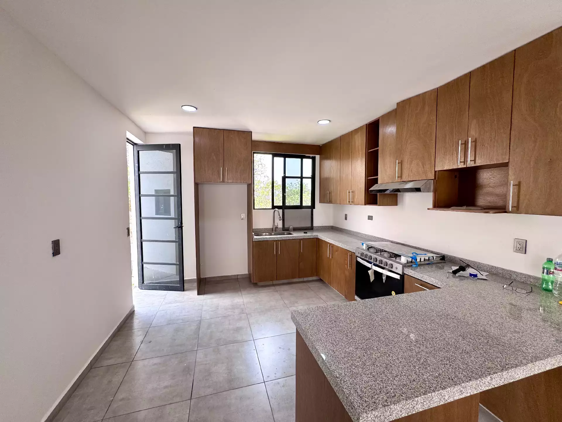 Casa Nueva en Fraccionamiento en Tzompantle