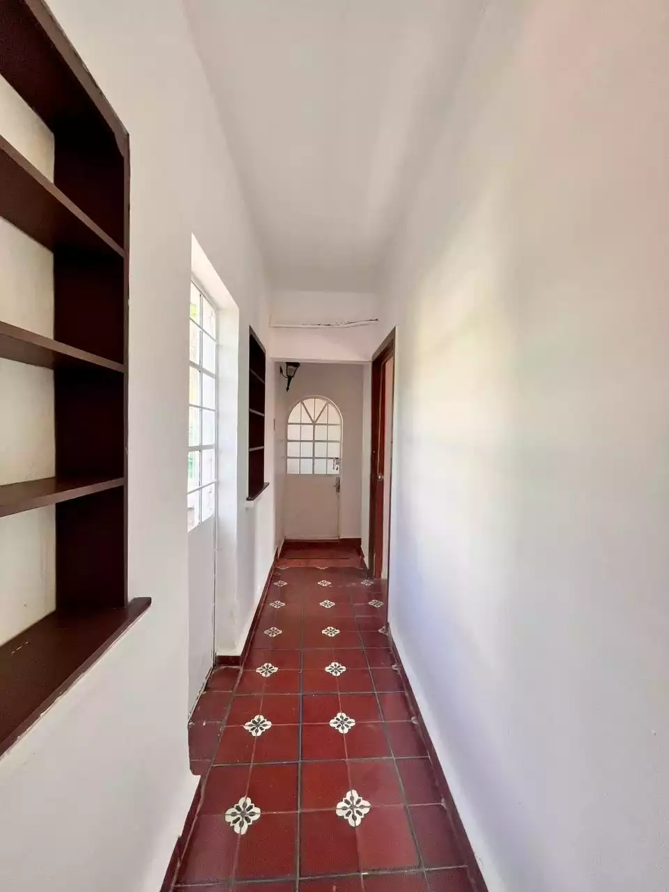 CASA EN VENTA EN LA COLONIA MIRAVAL