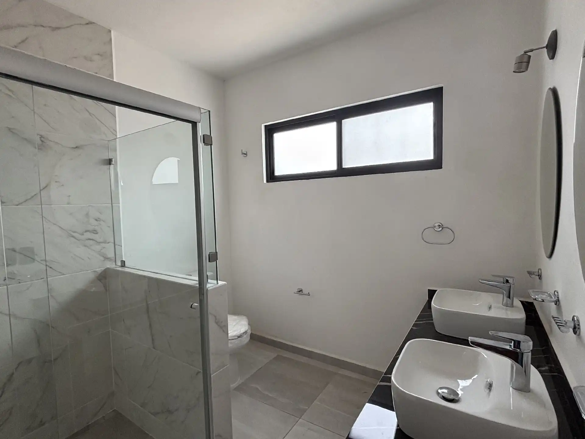CASA NUEVA  EN PRIVADA
