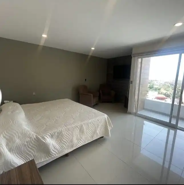 CASA SOLA CON ACCESO CONTROLADO