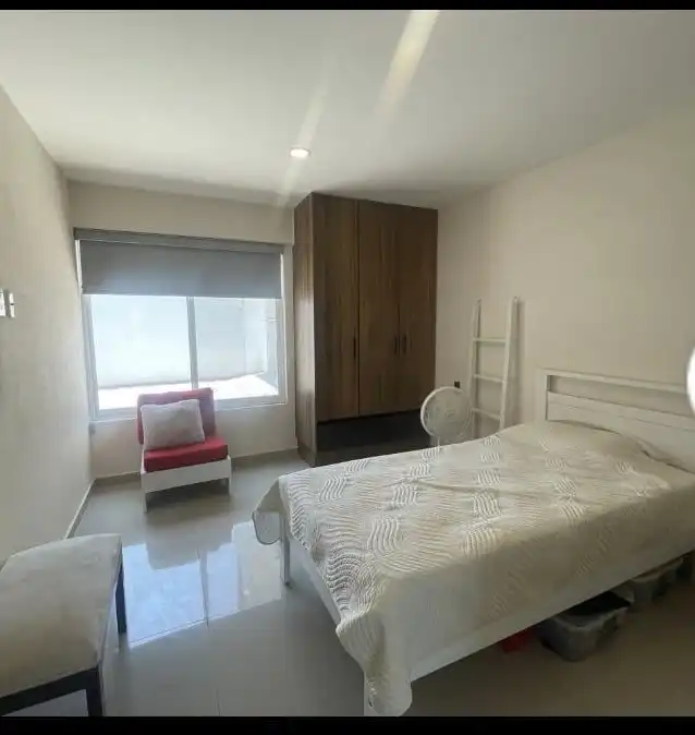 CASA SOLA CON ACCESO CONTROLADO
