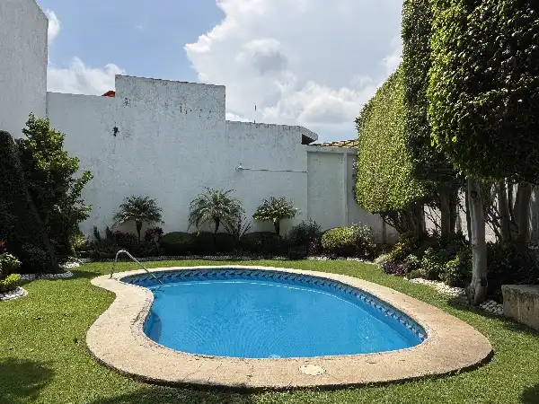 CASA EN VENTA EN FRACC CON DOBLE SEGURIDAD.