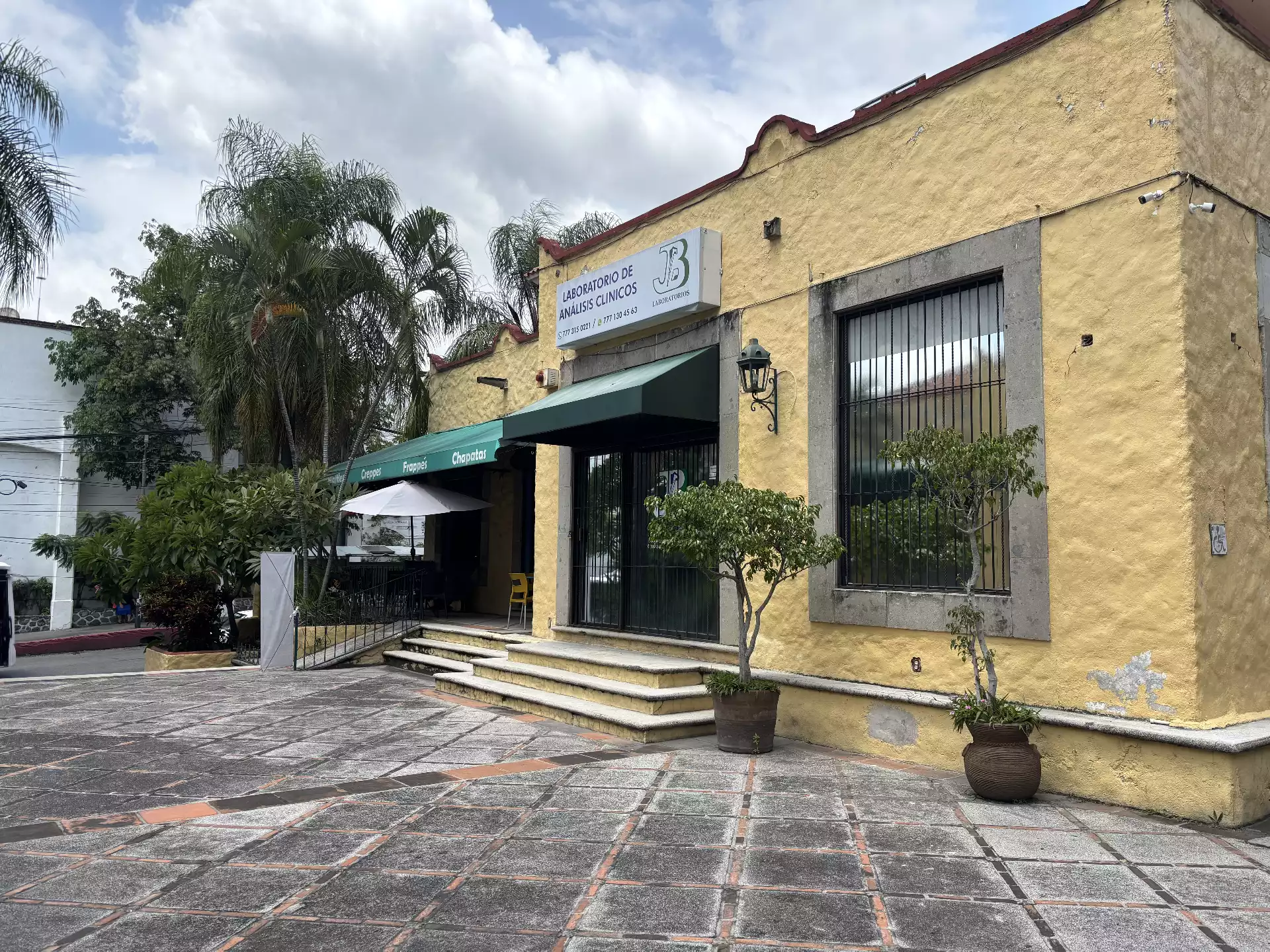 LOCAL EN VENTA EN PLAZA ESMERALDA 