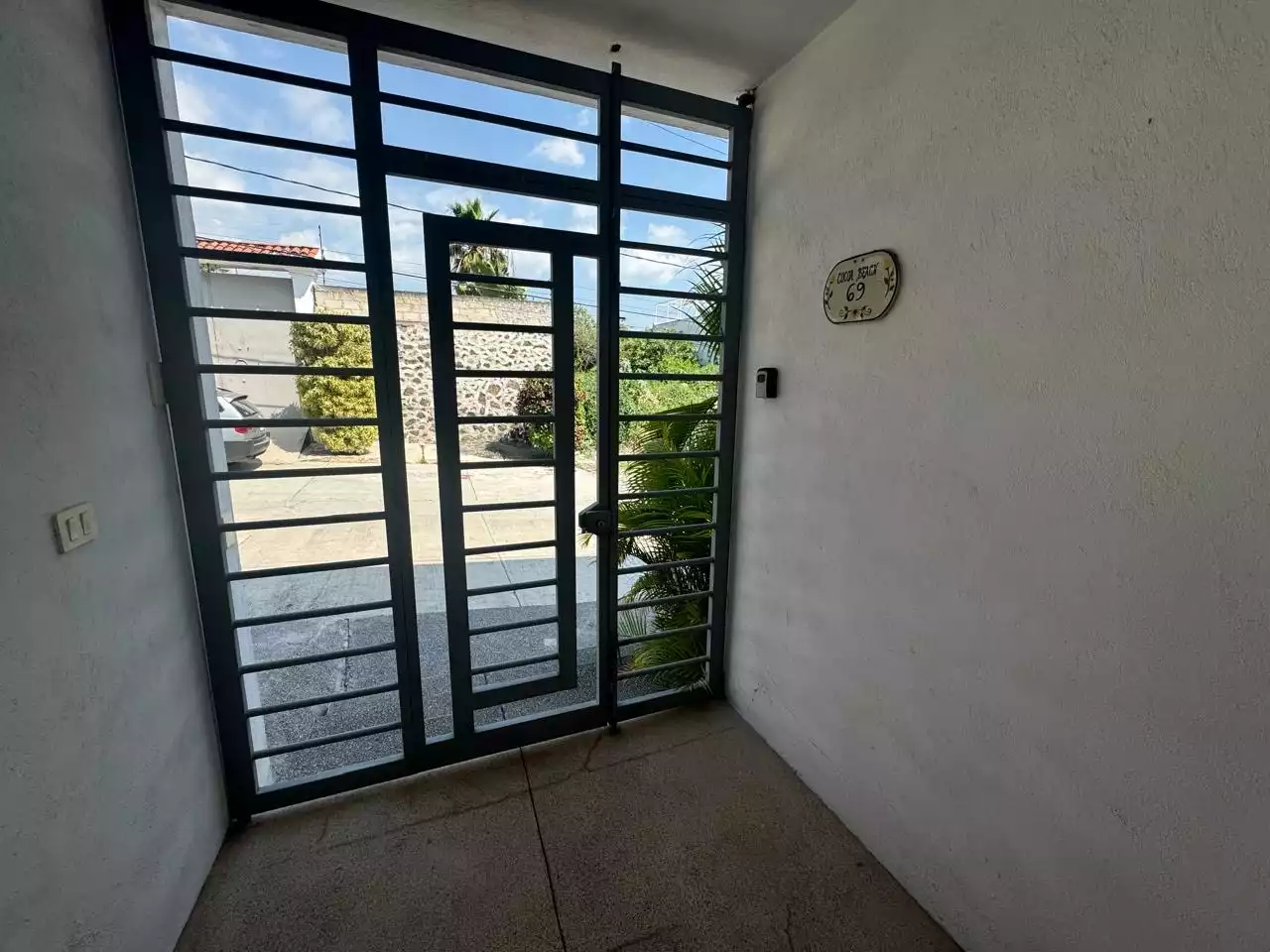 CASA EN VENTA Y EN RENTA AMUEBLADA EN FRACCIONAMIENTO