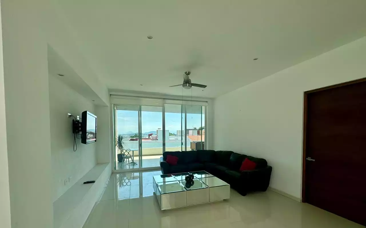 CASA EN VENTA Y EN RENTA AMUEBLADA EN FRACCIONAMIENTO