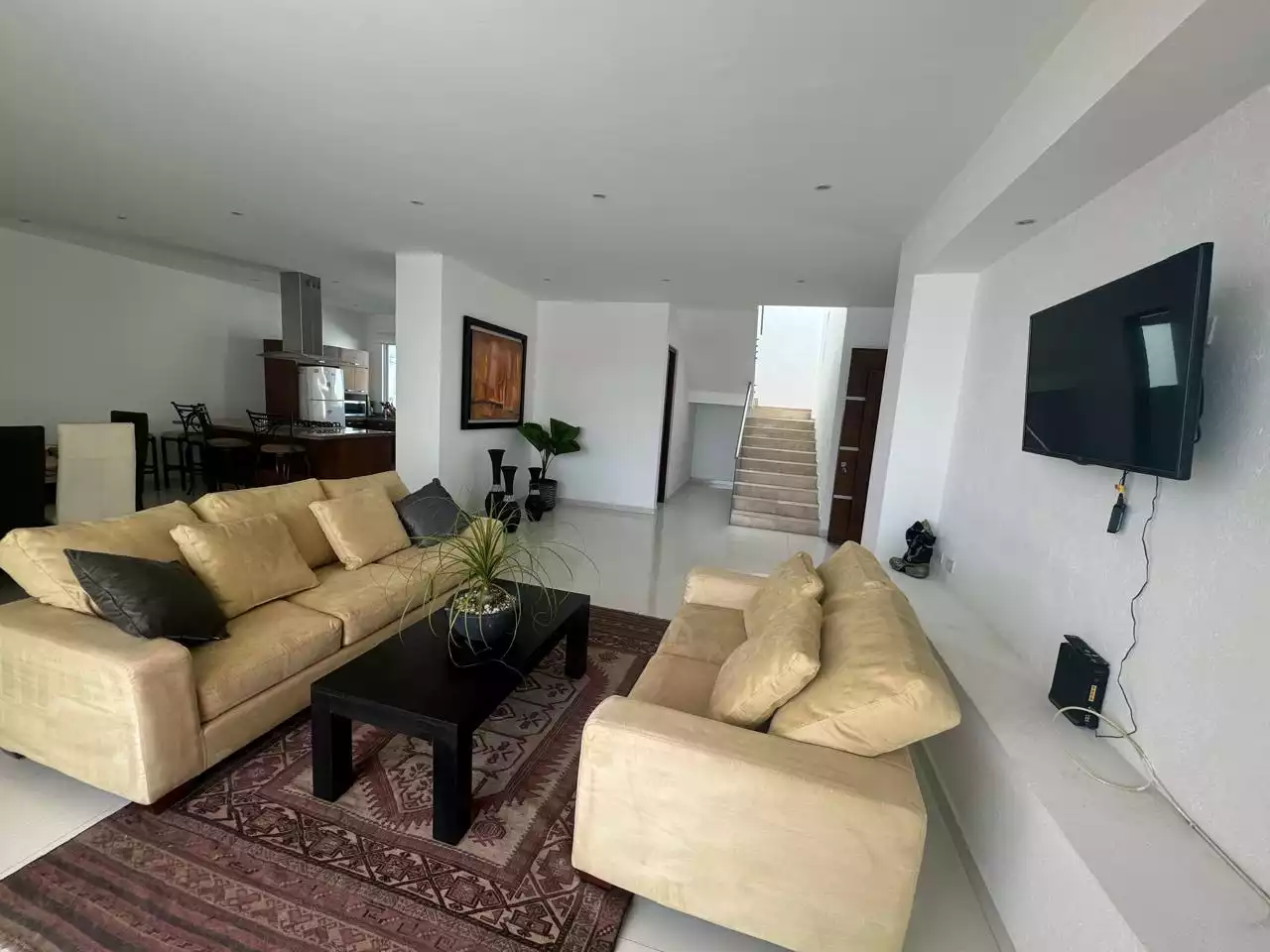 CASA EN VENTA Y EN RENTA AMUEBLADA EN FRACCIONAMIENTO