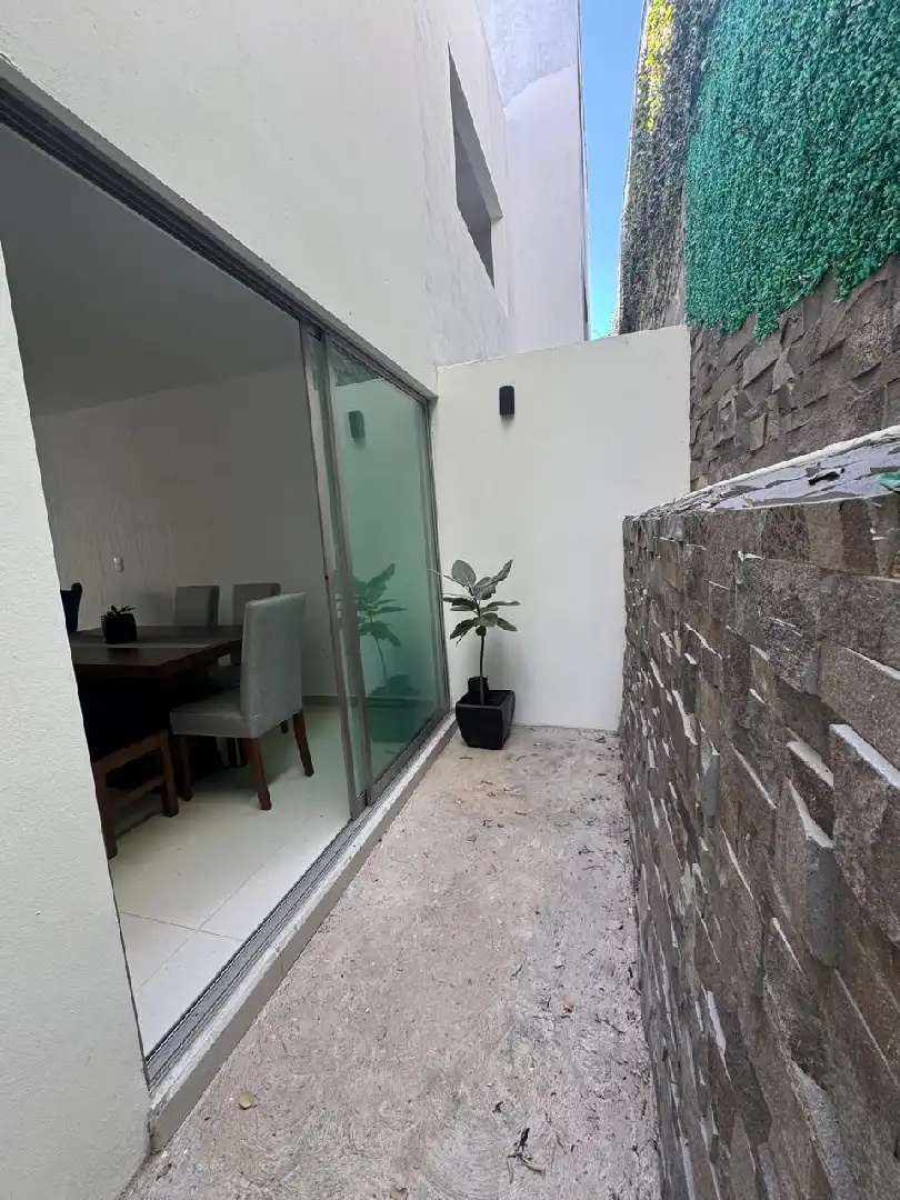 Casa en venta condominio de 10 casas alberca, 4 habitaciones, 3.5 baños en Lomas Trujillo