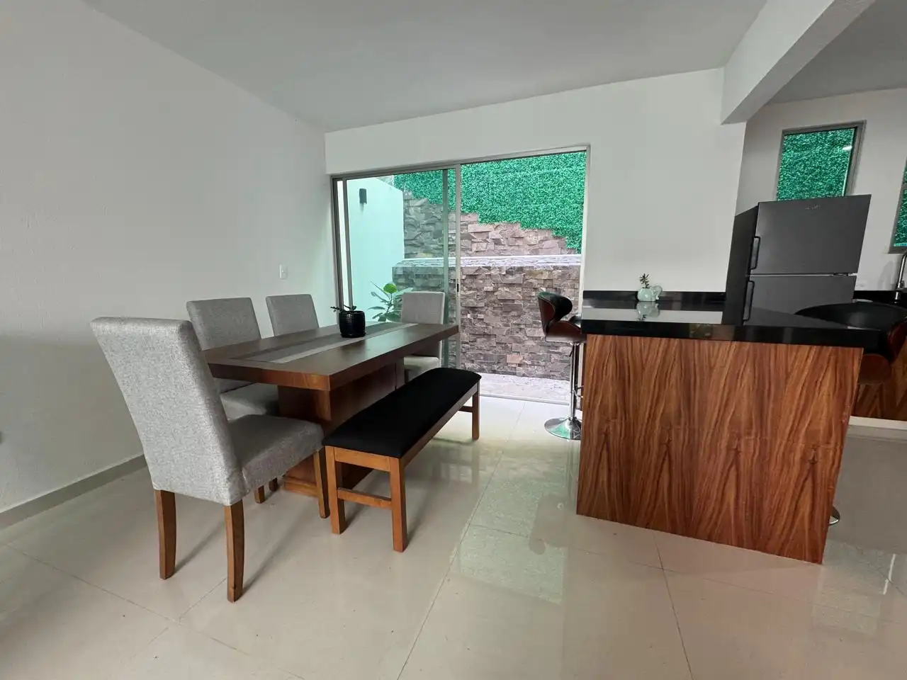 Casa en venta condominio de 10 casas alberca, 4 habitaciones, 3.5 baños en Lomas Trujillo