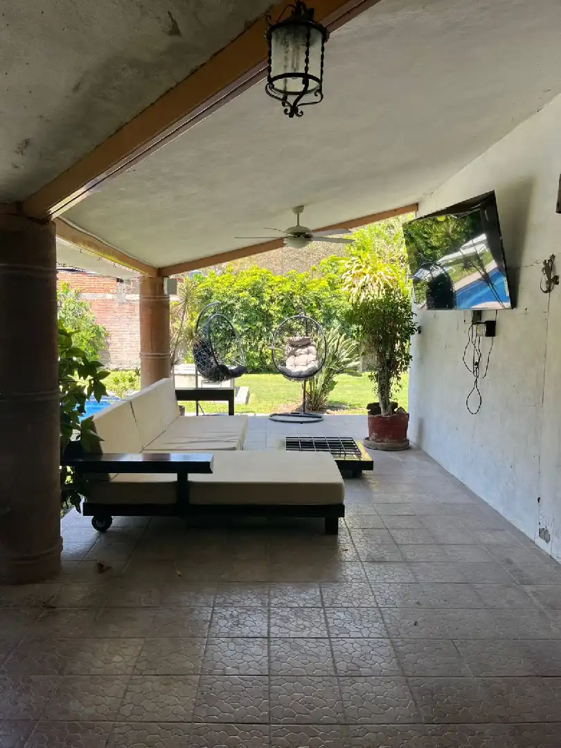 Confortable y Excelente casa en Mazatepec, Morelos, un solo nivel, 5 recamaras, 3 baños, alberca