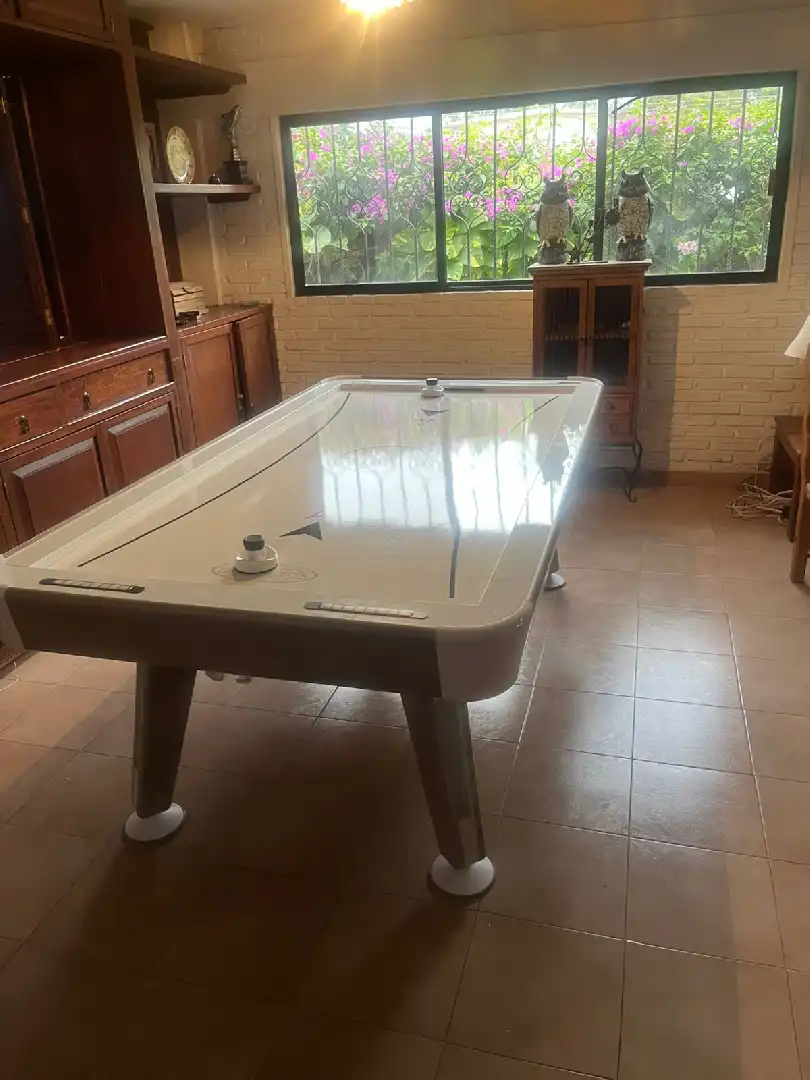 Confortable y Excelente casa en Mazatepec, Morelos, un solo nivel, 5 recamaras, 3 baños, alberca