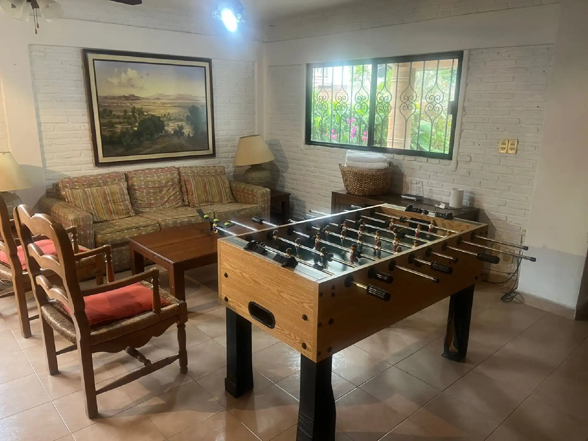 Confortable y Excelente casa en Mazatepec, Morelos, un solo nivel, 5 recamaras, 3 baños, alberca