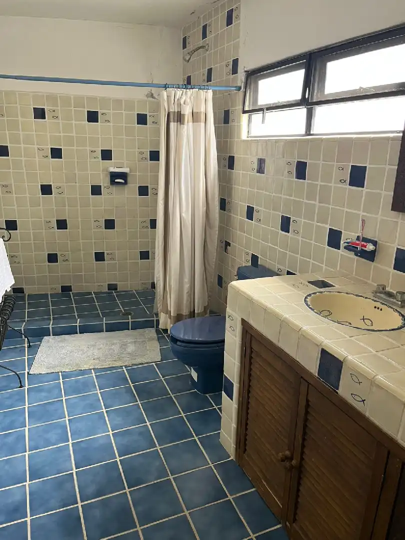 Confortable y Excelente casa en Mazatepec, Morelos, un solo nivel, 5 recamaras, 3 baños, alberca