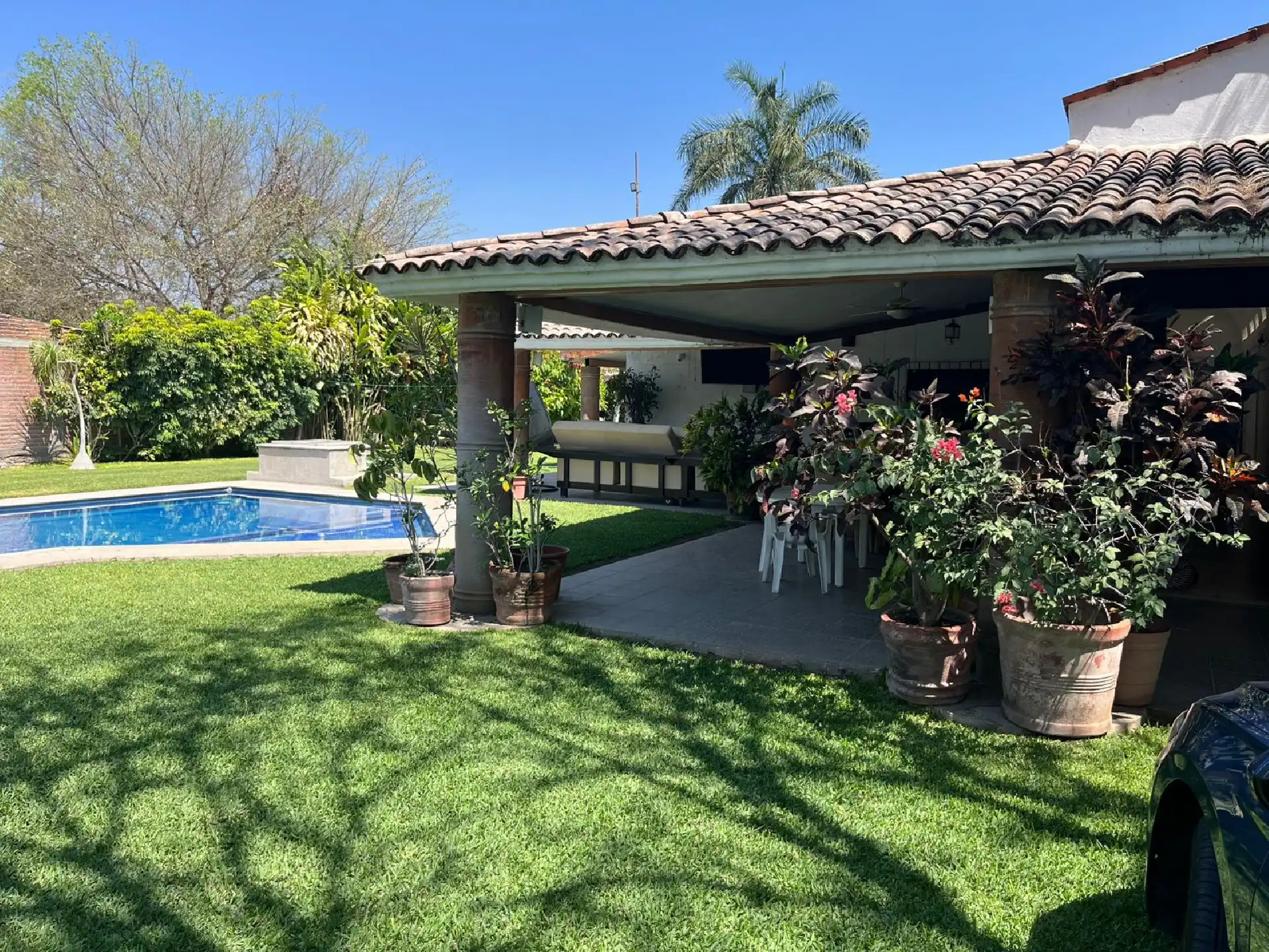 Confortable y Excelente casa en Mazatepec, Morelos, un solo nivel, 5 recamaras, 3 baños, alberca